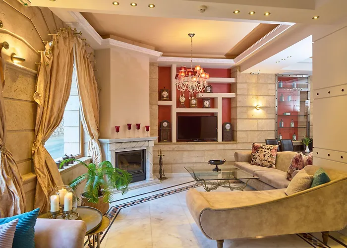 Olympus Mediterranean Boutique מלון