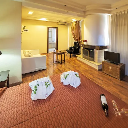 Olympus Mediterranean Boutique 4*